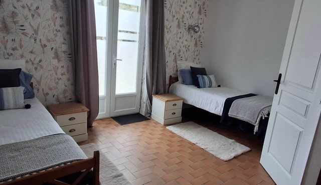 Le Black Dog Bedroom 4