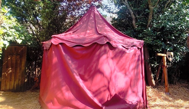 Le Camp du Chevalier Hébergement Insolite Près du zoo de Beauval