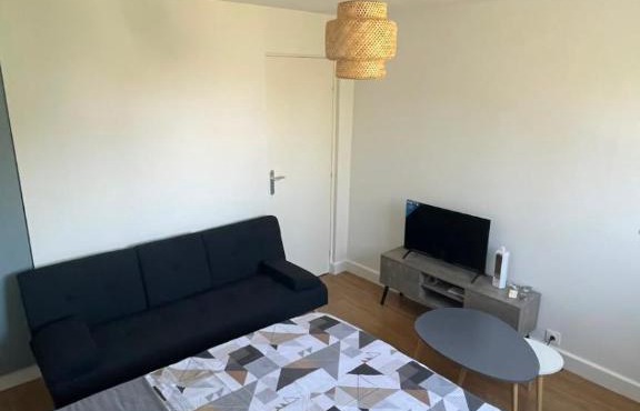 Le Cosy Arpajonnais Renovated, fully equipped one-bedroom apartment