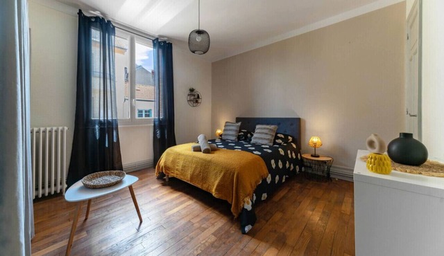 Le Desbrest - 11 rue Desbrest - Vichy