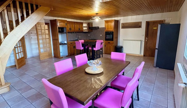 Le Gîte du Roc: spacious gîte for 8/10 people