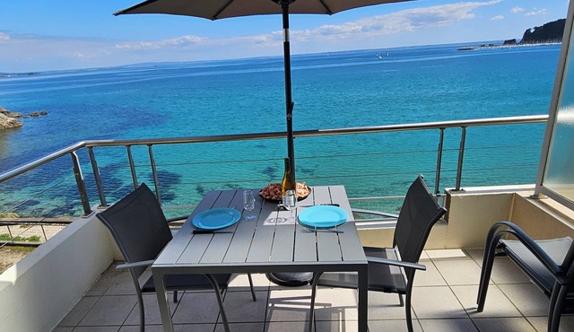 LE GIUNTA 3* apartment with direct access to the beach Free WiFi