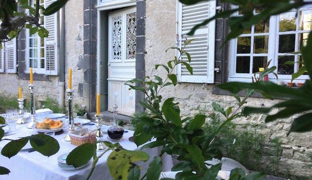 Le Grand Enclos - Charming family home in Auvergne