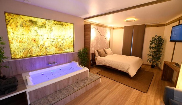 Le Lotus Suite romantique avec SPA privé