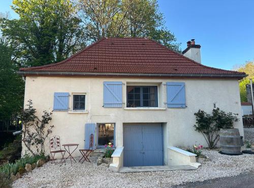 Le Petit Moulin