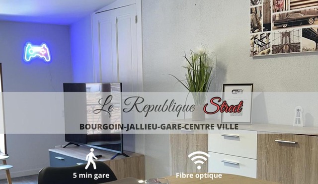 Le République Street