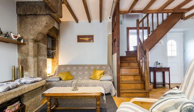 Les Moussaillons - Authentic Village House in Cotentin