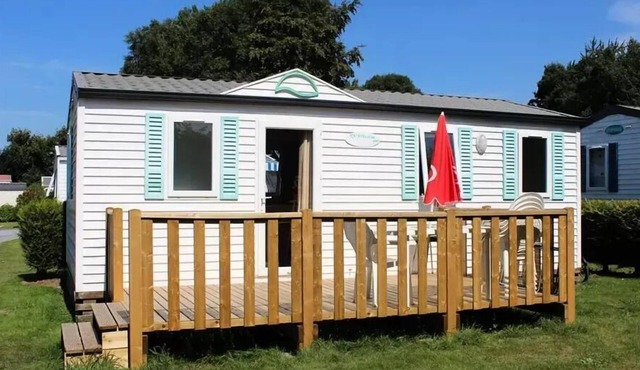 Lodge 87 Mobile Home: 3 bedrooms - 32 m² + semi-covered terrace, sleeps 6