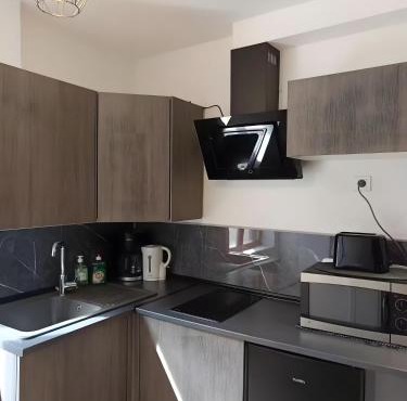Logement spacieux centre Joigny C5