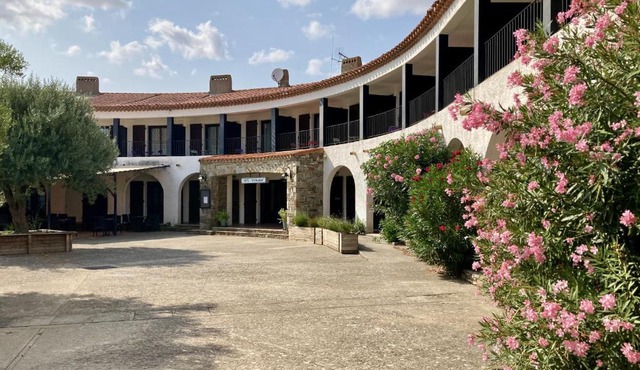 Logis Hôtel Restaurant Le Top du Roulier