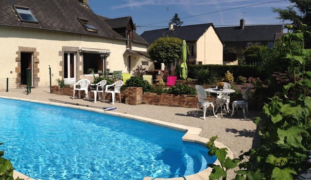 Longère mit Pool by Interhome