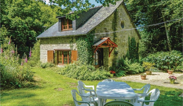 Lovely Home In Guern With Wifi