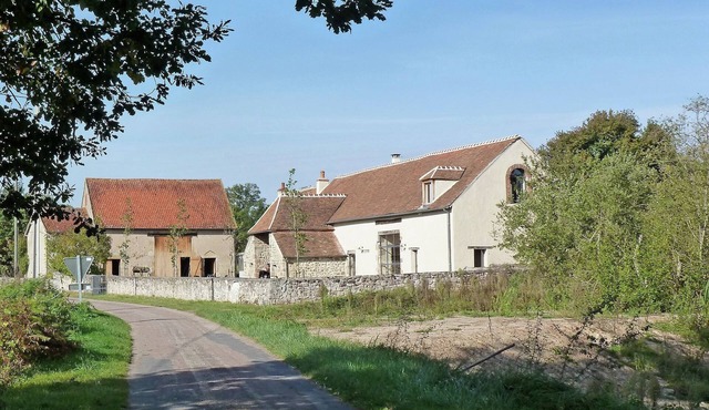 Luxurious Farmhouse in Braize