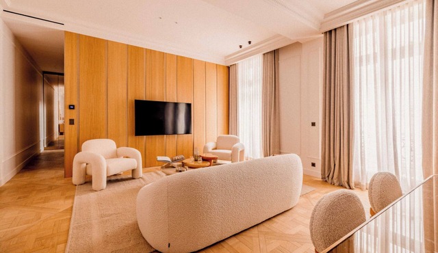 Luxury A/C Apt - 6p/3bdr - Arc de Triomphe