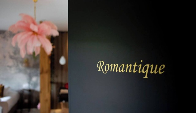 Luxury suite with private Spa and Sauna
