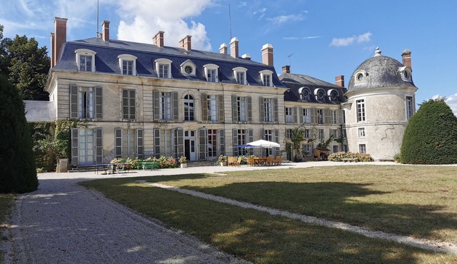 Magnifique Château 15 Pers Piscine Chauffée, Terrain de Tennis