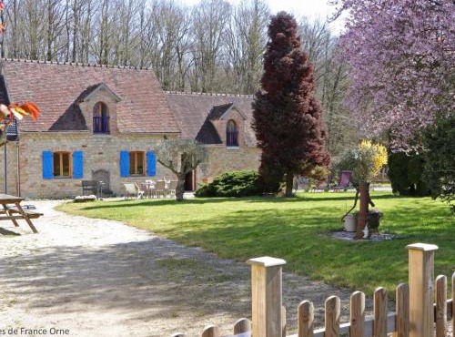 Maison ancienne avec jardin clos près centre équestre, séjour confortable - FR-1-497-144