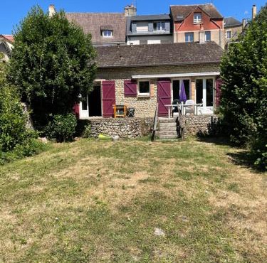 Maison bord de Sarthe avec ponton privé Idéale 24 Heures du Mans 6 à 7 personnes