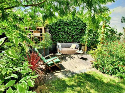 Maison charmante a Bois Colombes avec jardin prive et parking