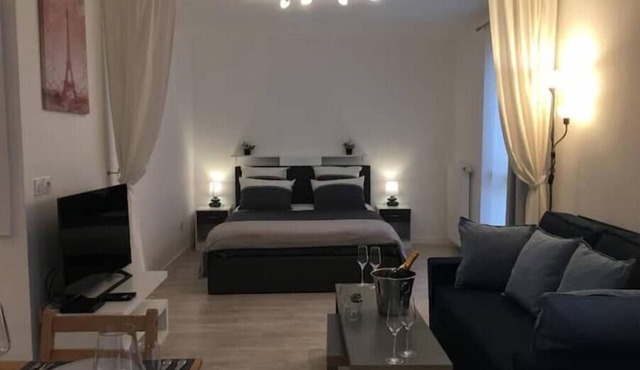 Maison Cosy One - Parking S/sol et Wifi Gratuit