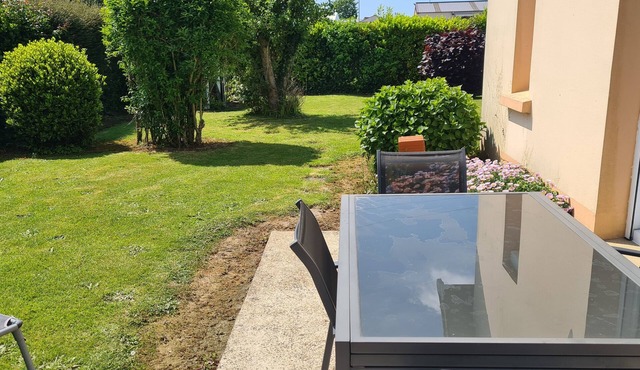 Maison Dans Lotissement Très Calme 300 Mètres du Centre Ville .10 km de la mer