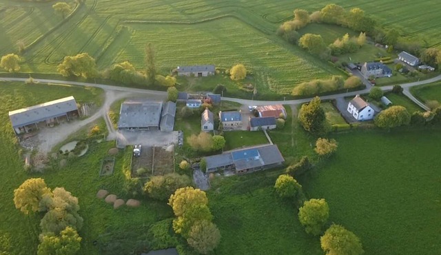 Maison Dans une Ancienne Ferme sur 3,5ha
