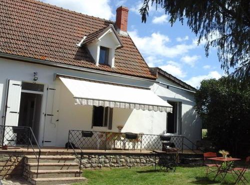 Maison de campagne rénovée avec terrasse et jardin - FR-1-489-363