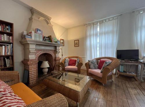 Maison de caractere cœur du village 1h de Paris
