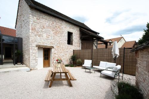 Maison de vacances avec cave voûtée entre Lyon et Beaune