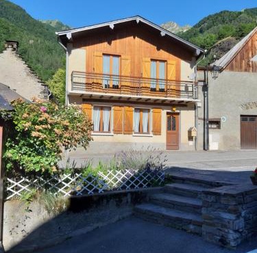 Maison des trois ormeaux