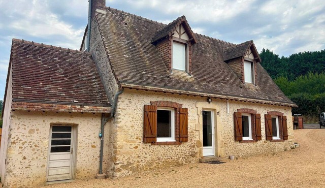 Maison de charme climatisée à Tuffé