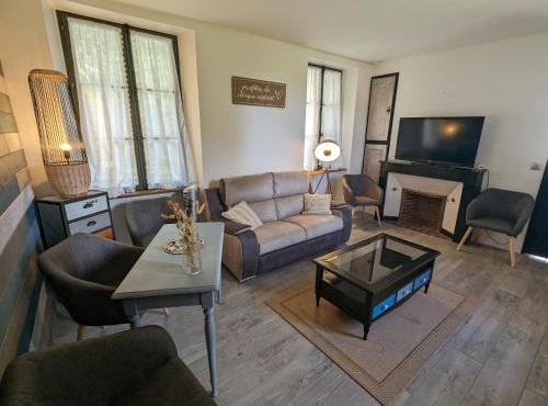 Maison lumineuse avec jardin privé - Idéale pour famille, amis ou séjour pro - Centre historique - FR-1-590-422