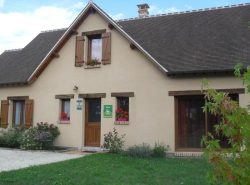 Maison spacieuse en Sologne avec grand jardin, proche randonnée, terrasse, parking privé - FR-1-491-437