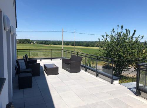 Maison spacieuse proche de Baden avec jardin et terrasse