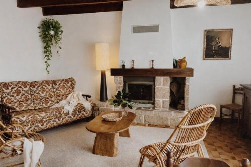 Maison Yvonnie by Quintessence