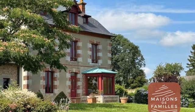 Maisons de Familles Country house with a spa