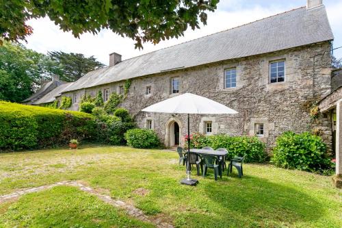 Manoir De Kerhir