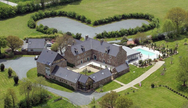 Manoir De Kermodest