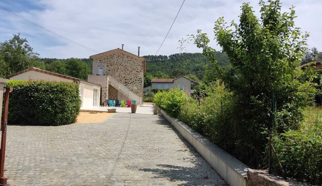 Mas de la Chataigneraie: Lavandin vacation rental with shared pool near Vallon-Pont-d'Arc