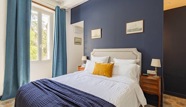 "Mediterranean" Room with Shared Terrace, Wi-Fi, and Air Conditioning