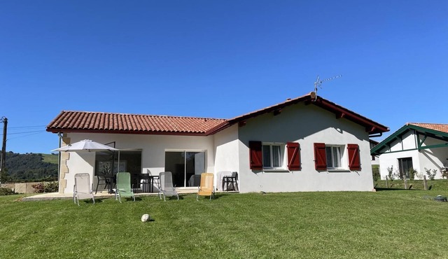MENTA - IROULEGUY - Gîte