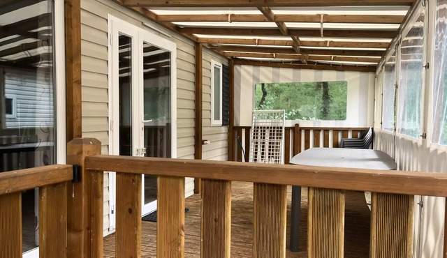 Mobile Home 24Bis (sleeps 6) in ST MANDE SUR BREDOIRE