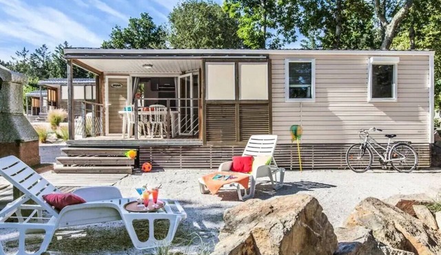 Mobile Home | Classic | 3 Bedrooms | Sleeps 6 | Single Terrace | TV