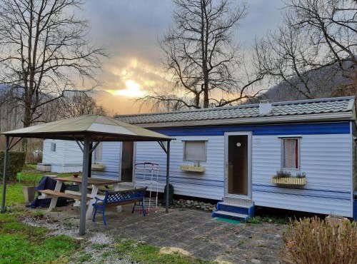 mobile home