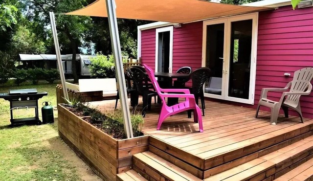 Mobile-Home GRAND CHARME CLIM/TV/PLANCHA GAZ 4 Ã 6 personnes - 4 pers. included in the price