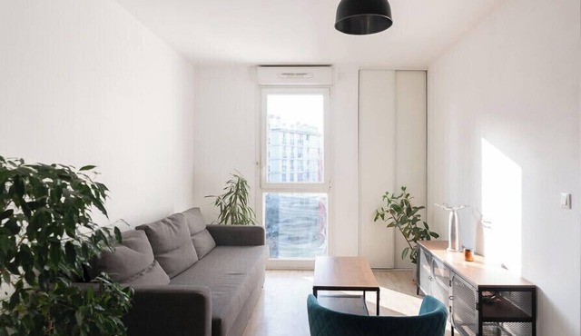 Modern apartment just outside Paris