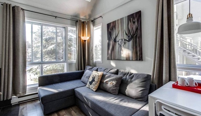 Modern Chalet in the Mont Tremblant Ski Village in Mont-Tremblant