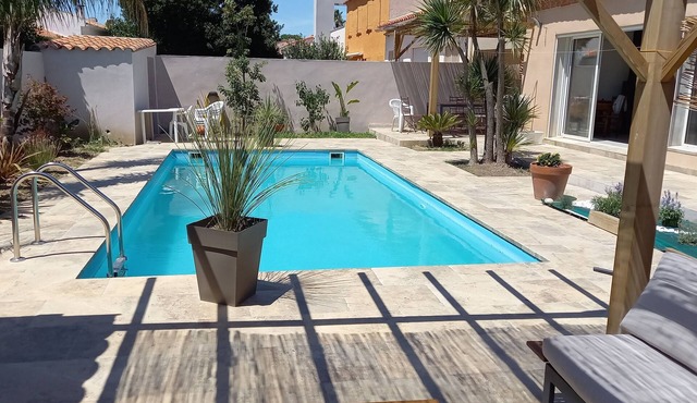 Modern villa in Canet, 5 minutes from the beach and center