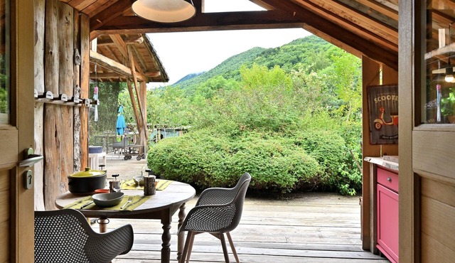 "Myrtille" Cabin with Mountain View, Private Terrace and Garden