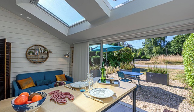 Neizh Bihan by Interhome